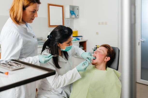 Best Emergency Wisdom Tooth Extraction in Kenton, TN